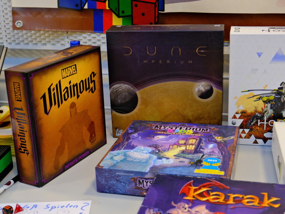 Computerspiele basierend auf Brettspielen (Dune Empire)