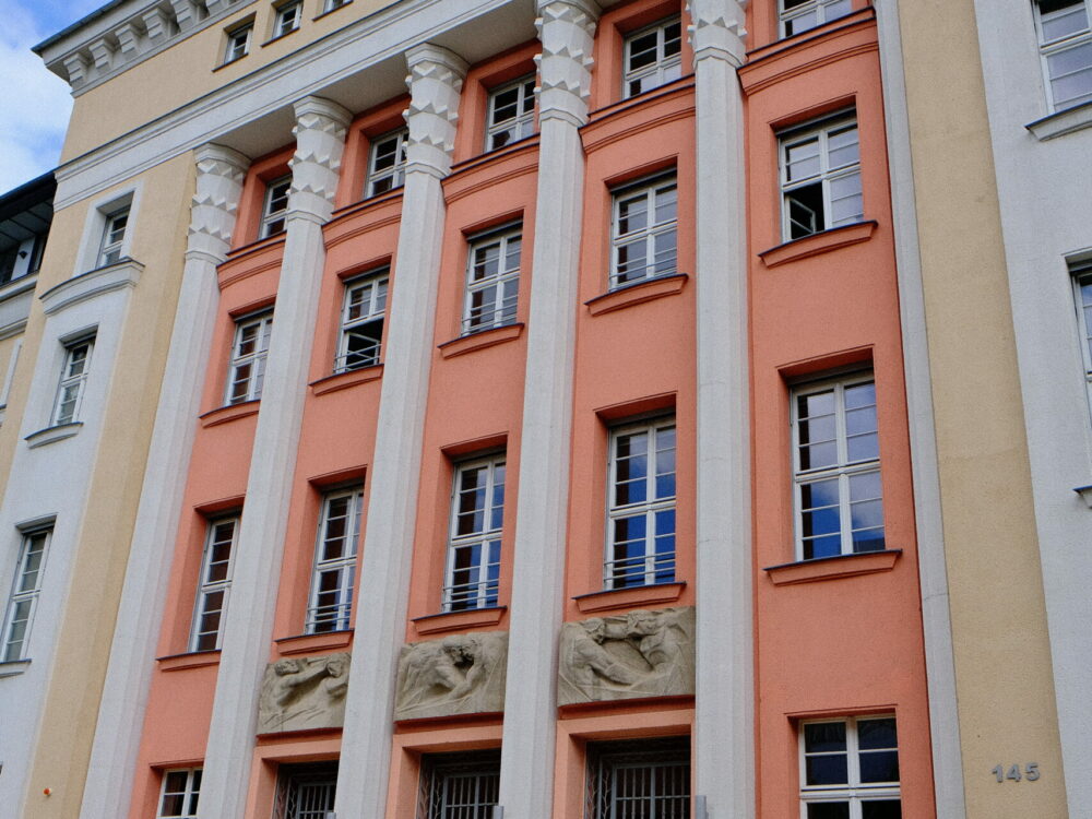 Das HTWK von vorn