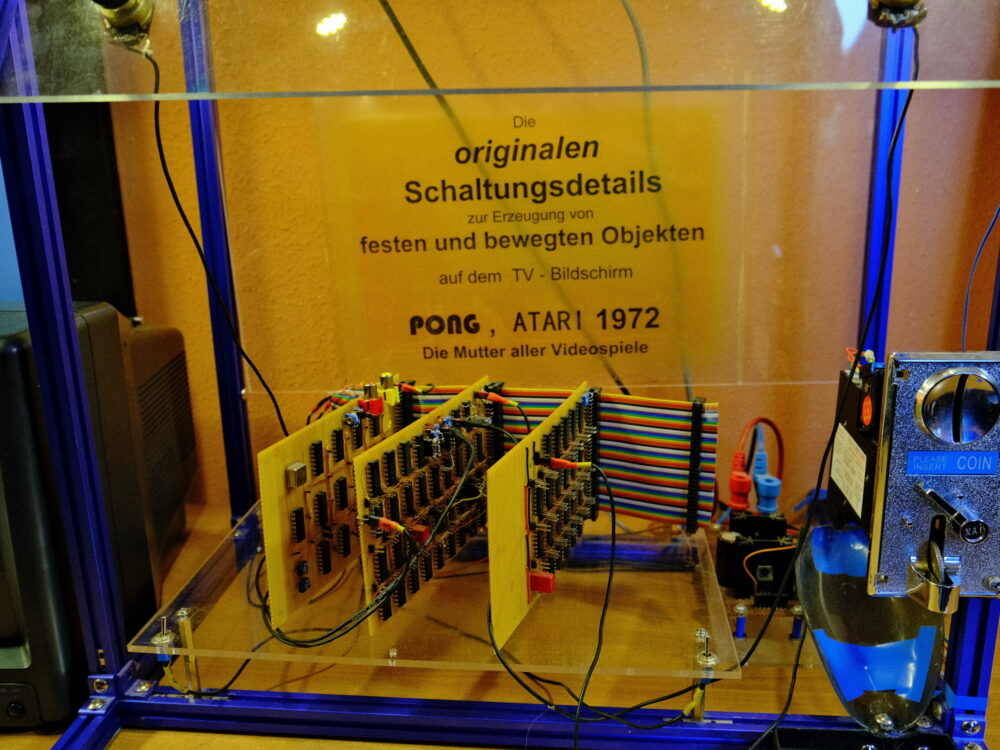 Der Pongautomat von Herrn Nake